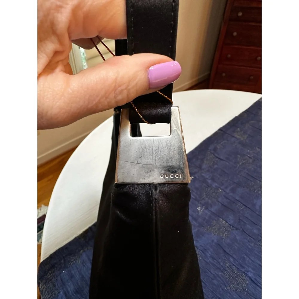 Gucci Black Padded Satin & Patent Leather Shoulder Bag - Picture 9 of 14